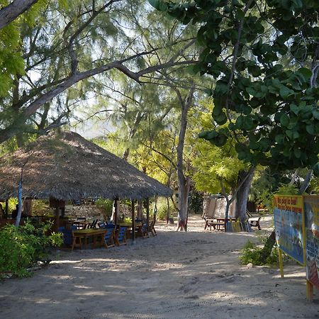 Boukan Guinguette Hotel Mole-Saint-Nicolas Екстериор снимка